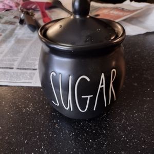Table sugar container